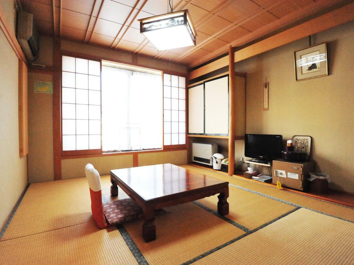 Ryumeikan Nakanojo Buitenkant foto